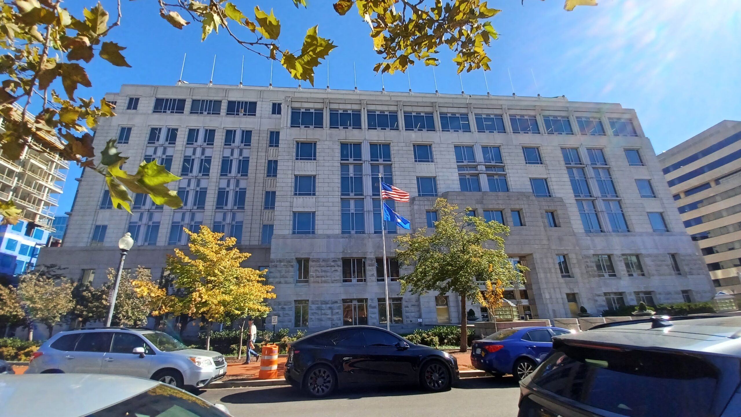 せんがや | ＦＢＩ本部の写真